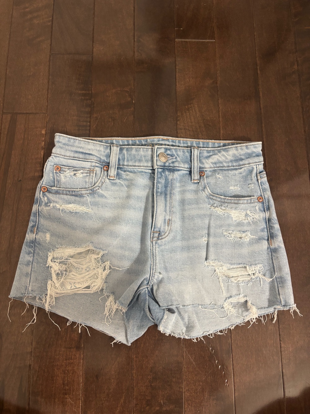 American Eagle Outfitters Light Blue High-Rise Women's Jeans